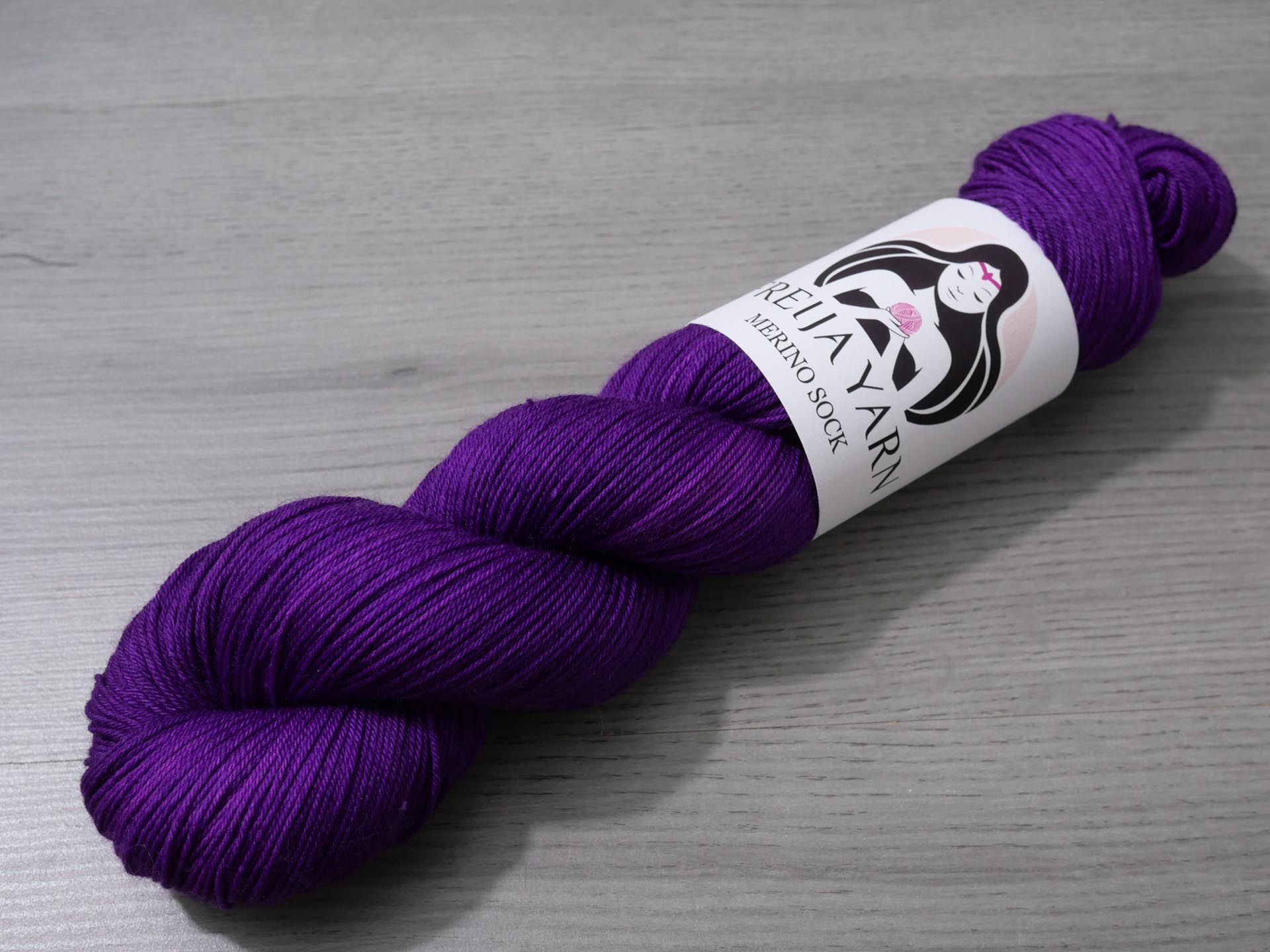 Mythical_purple_lanka_merino_sock