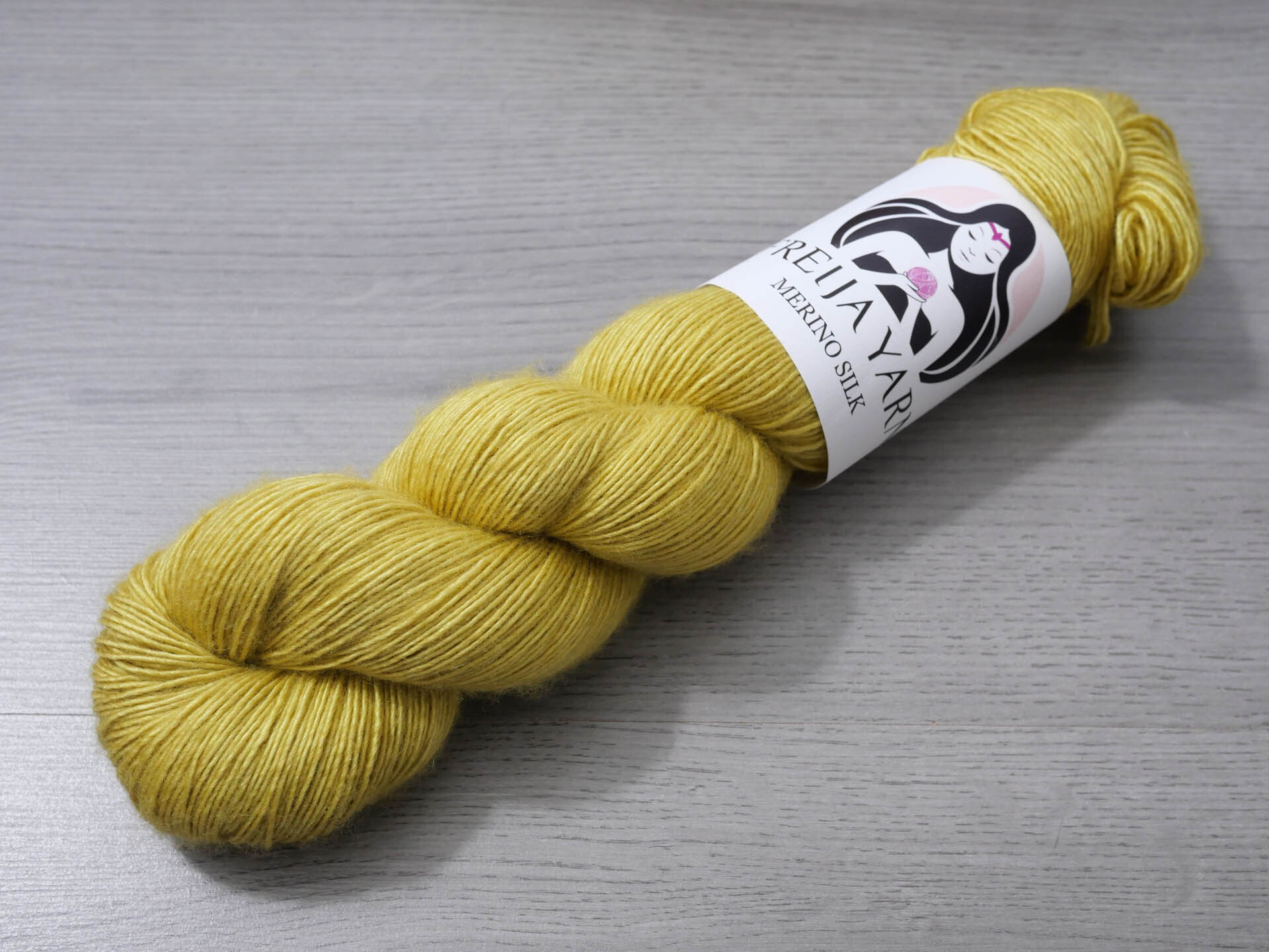 Olive_tree_lanka_merino_silk