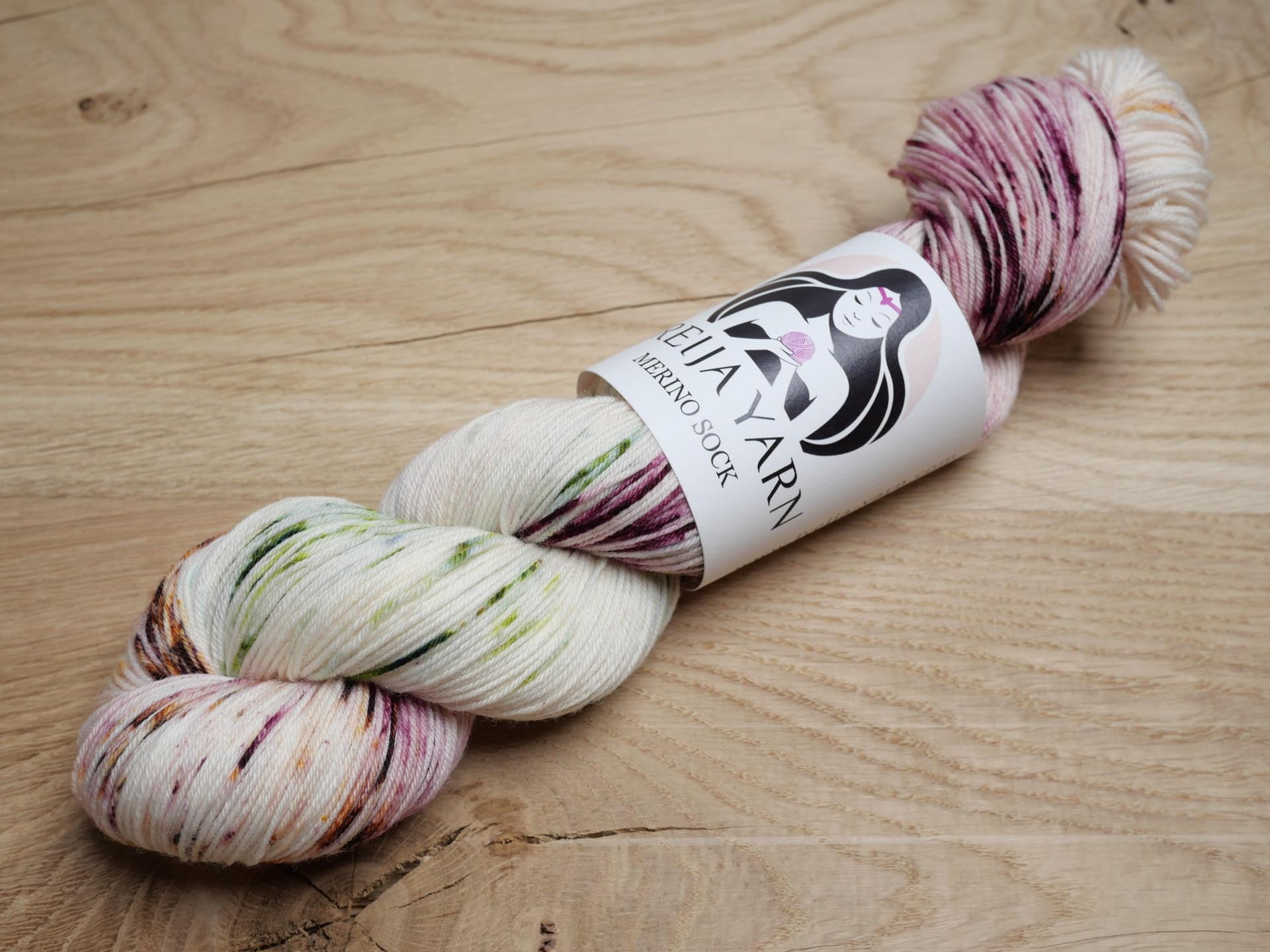 Harmony_lilac_lanka_merino_sock_v5