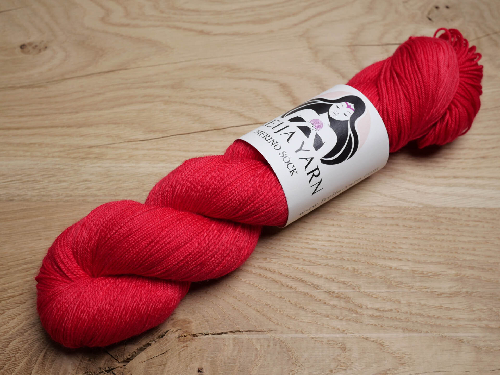 Bloody_mary_lanka_merino_sock_v5