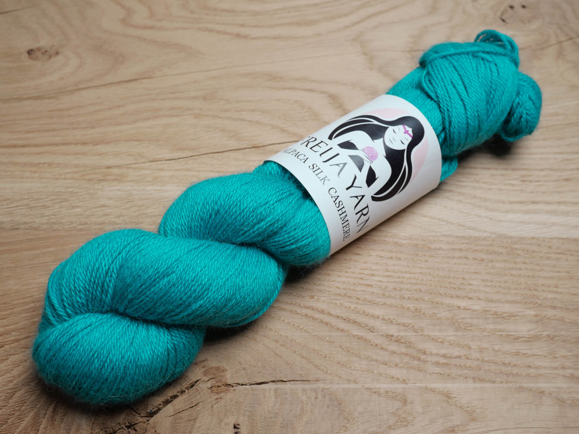 Green_topaz_lanka_alpaca_silk_cashmir_v5