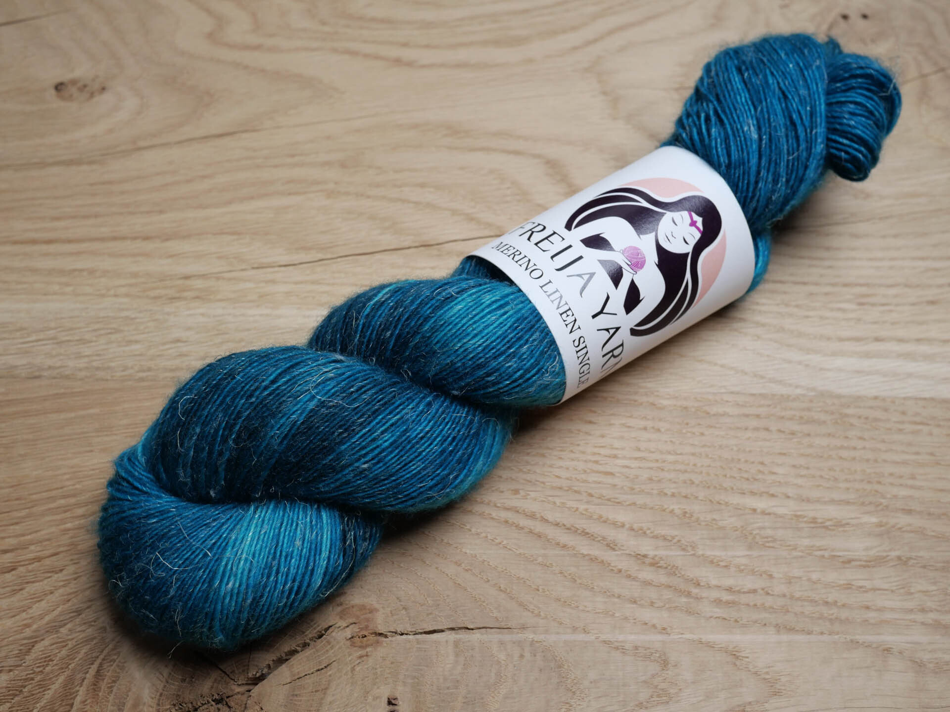 Jewel_of_the_Nile_lanka_merino_linen_single