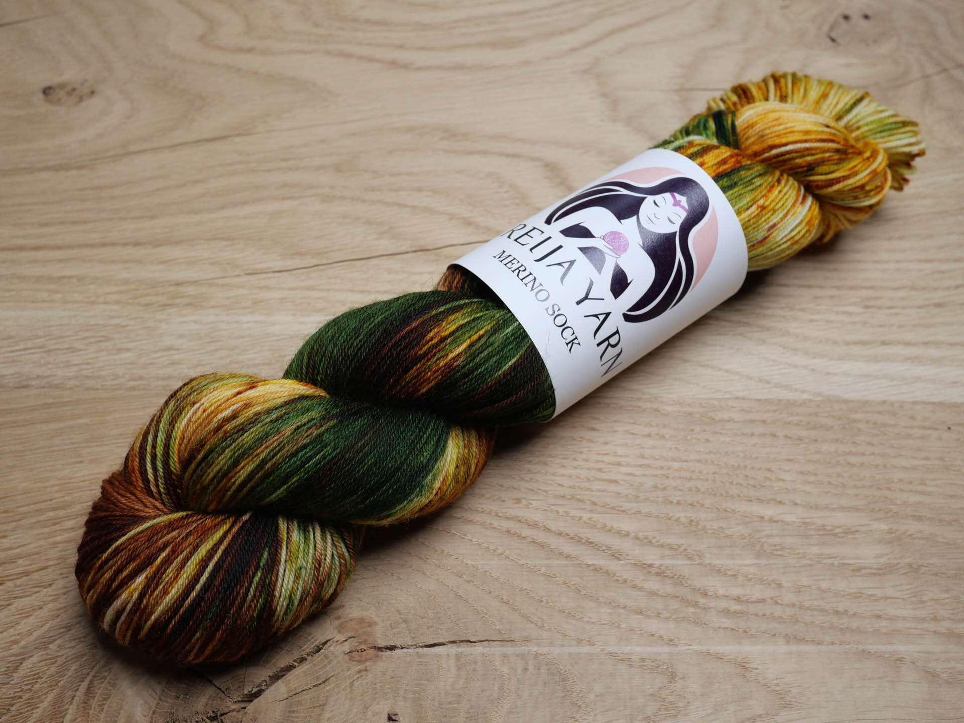 Fallen_leaves_lanka_merino_sock