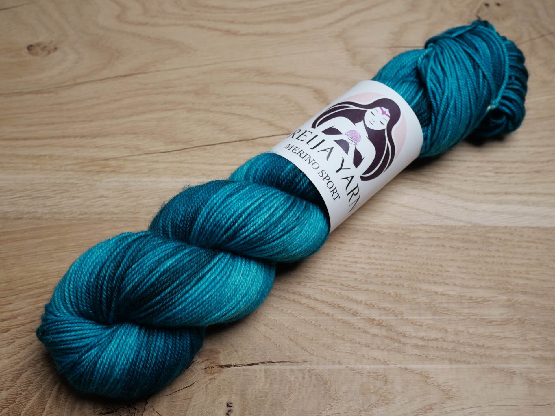 Jewel_of_the_Nile_lanka_merino_sport