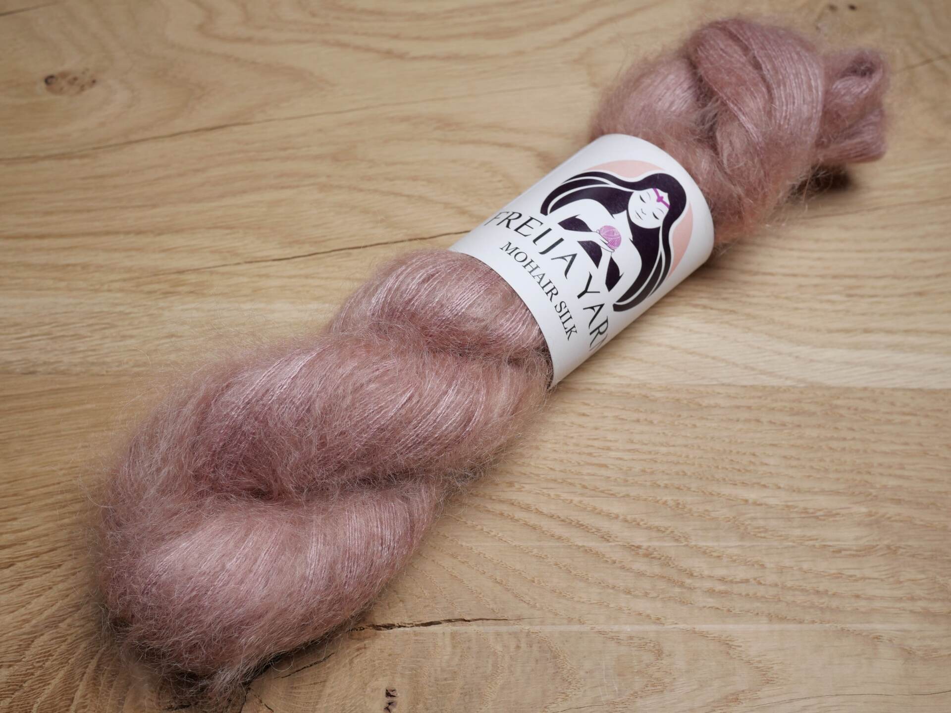 Tiara_lanka_mohair_silk