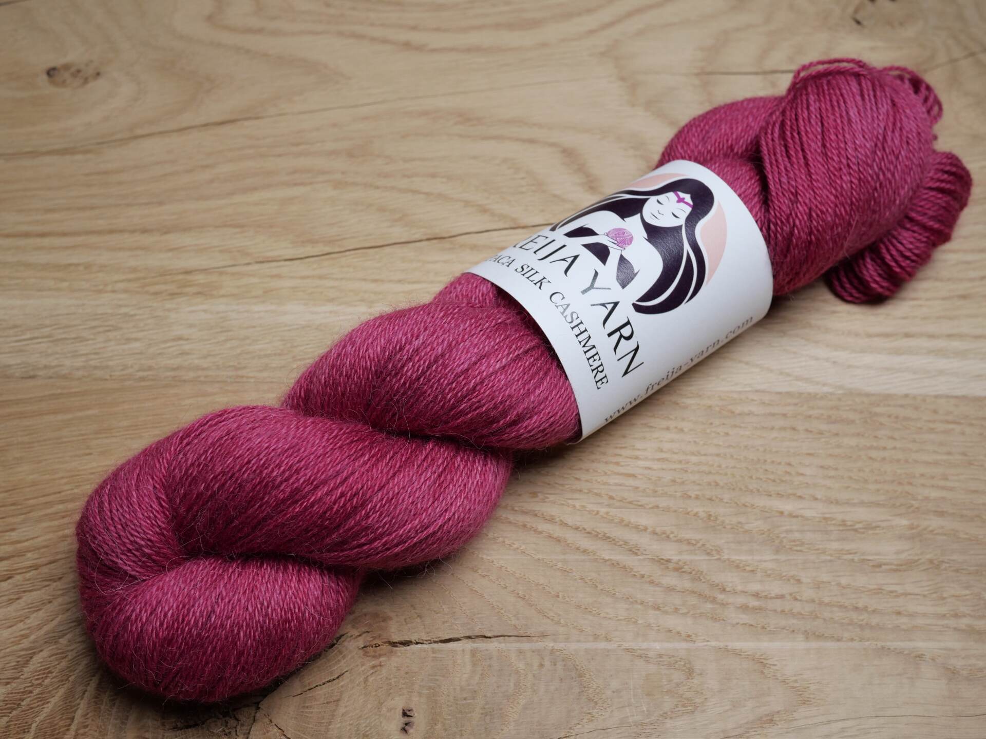 Wine_lanka_alpaca_silk_kashmir