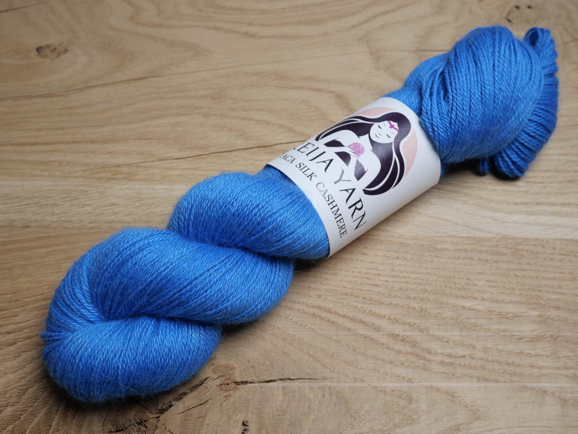 Electric_blue_lanka_alpaca_silk_kashmir