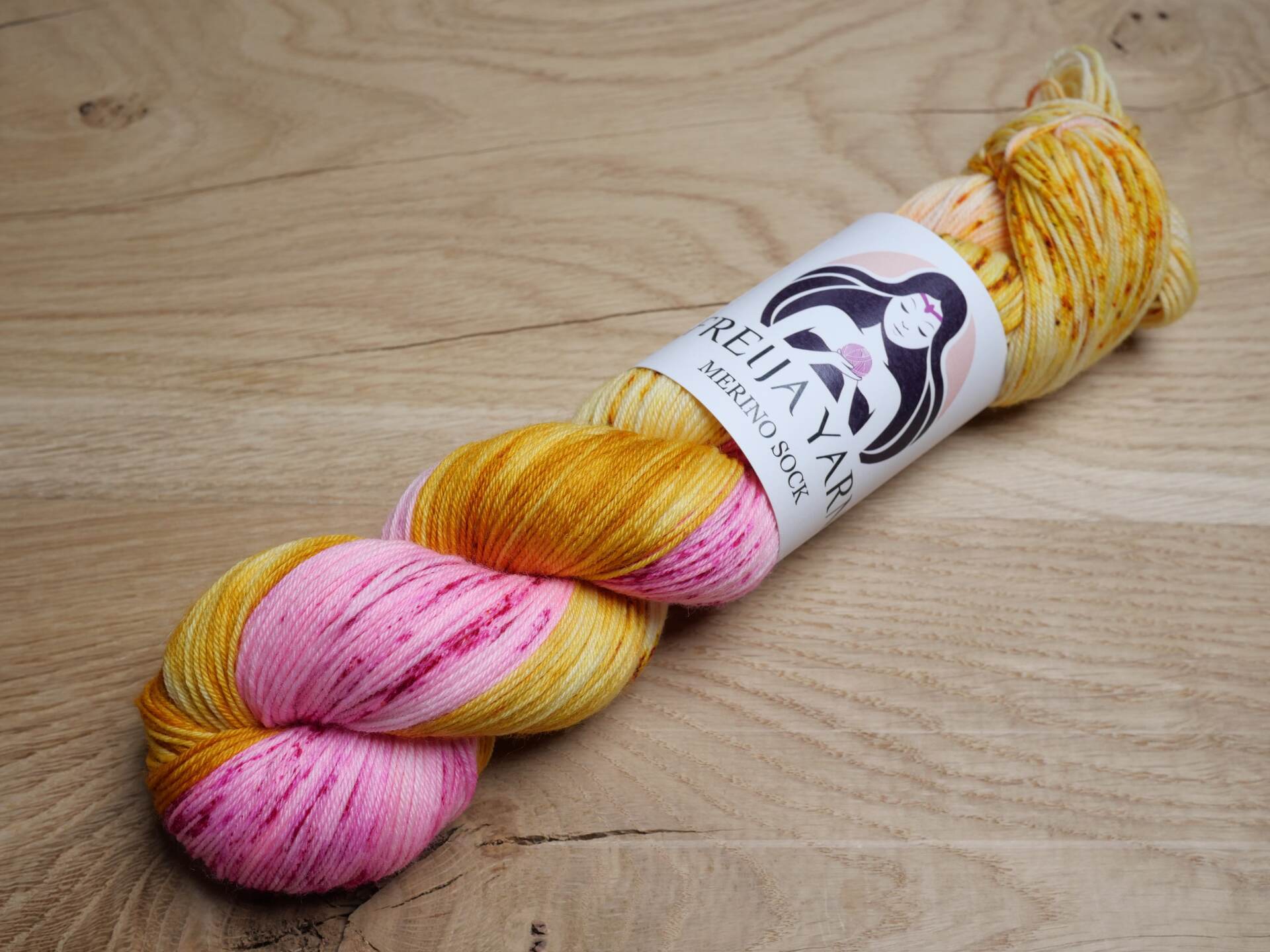 Hallon_caramel_cake_II_lanka_merino_sock