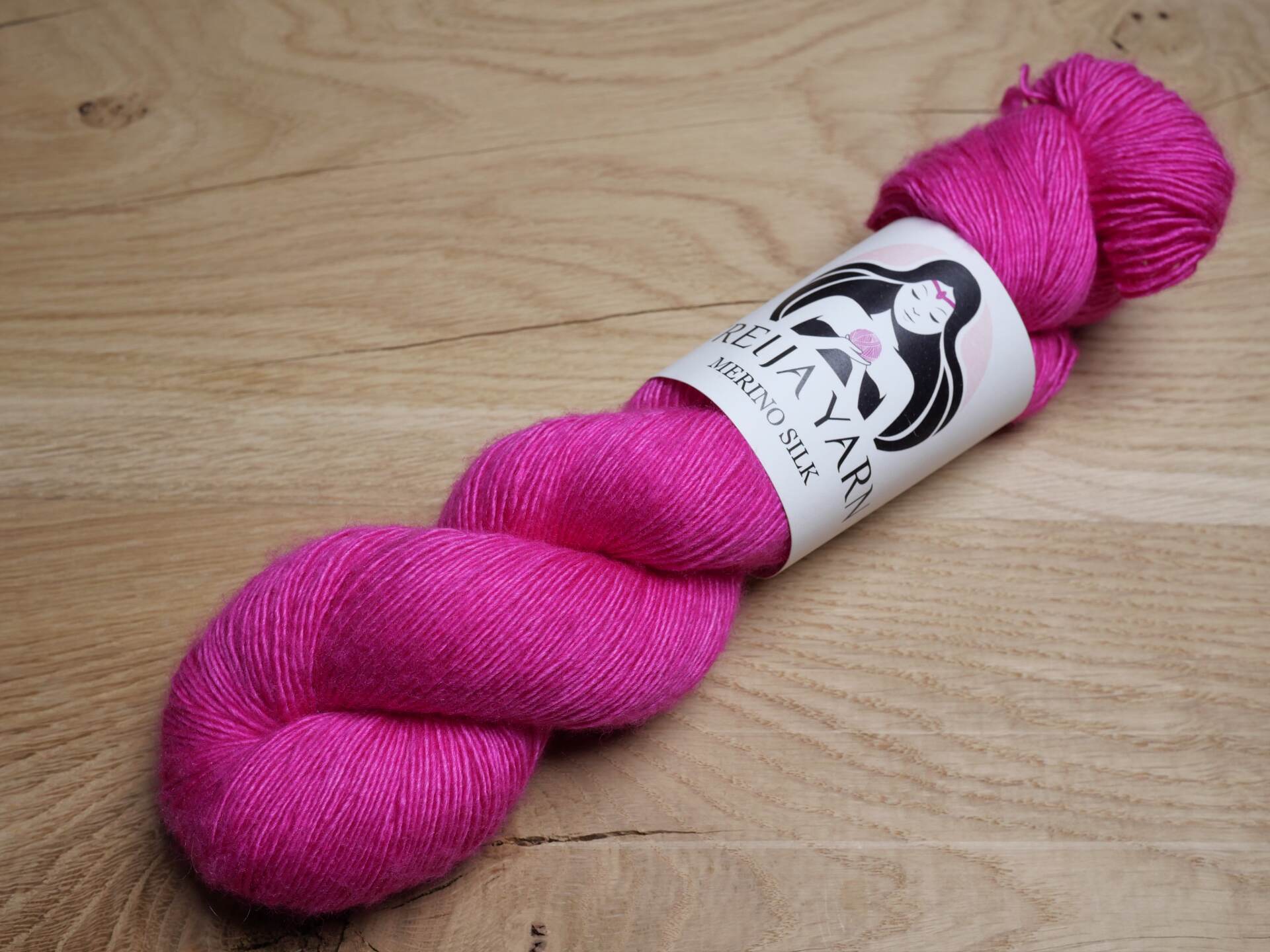 Magdaleena_lanka_merino_silk_v5