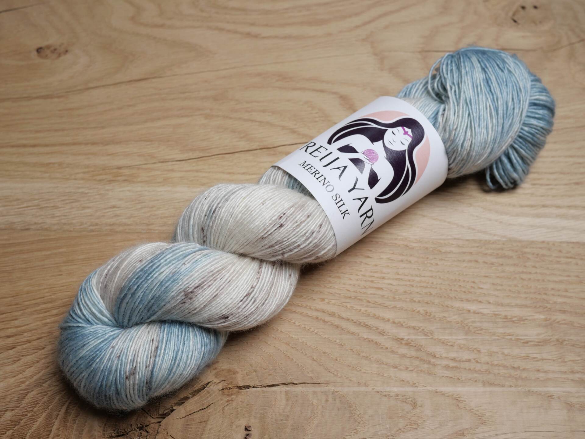 Ocean_cliff_lanka_merino_silk_v5