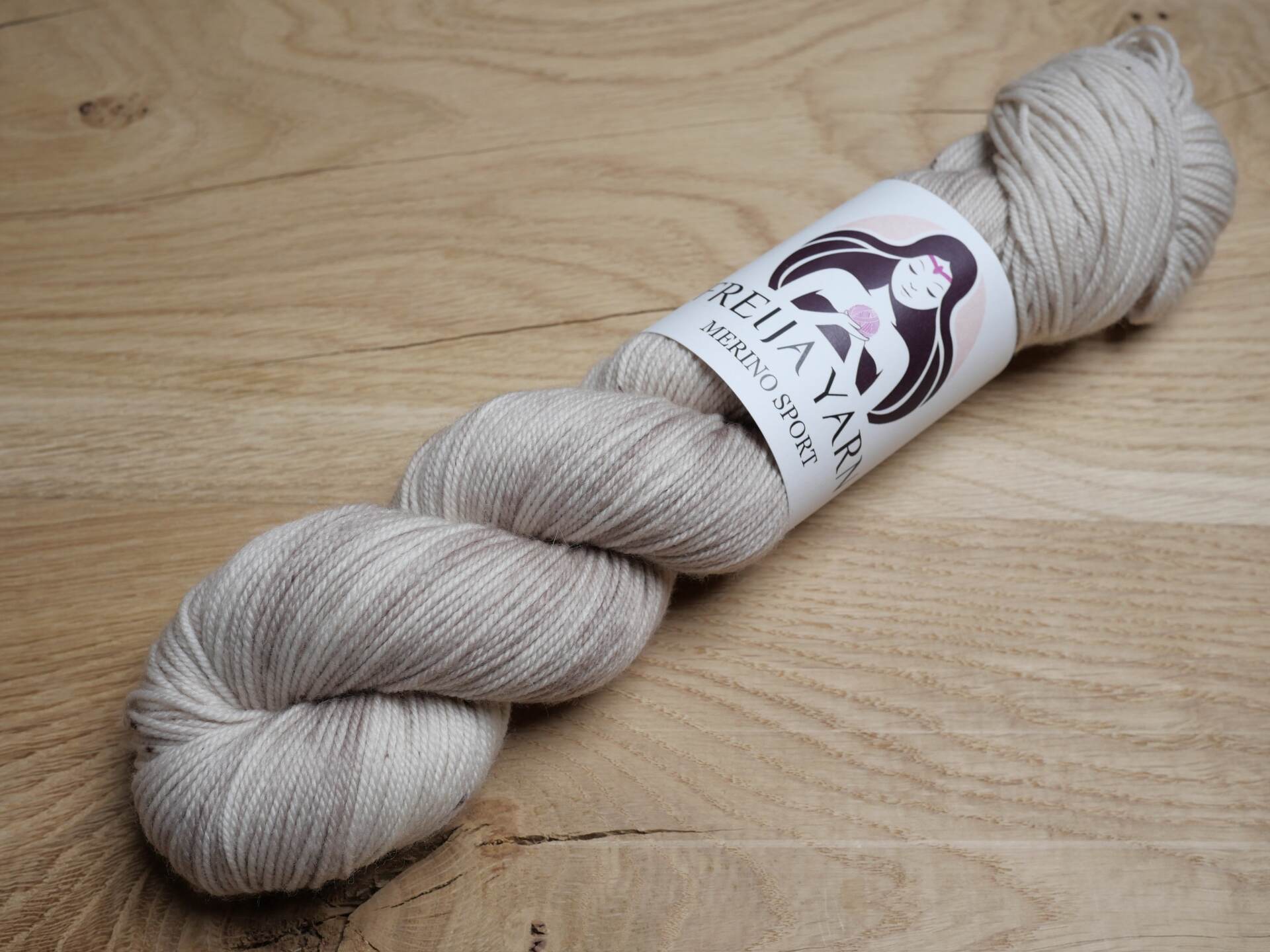 Swan_song_lanka_merino_sport_v5