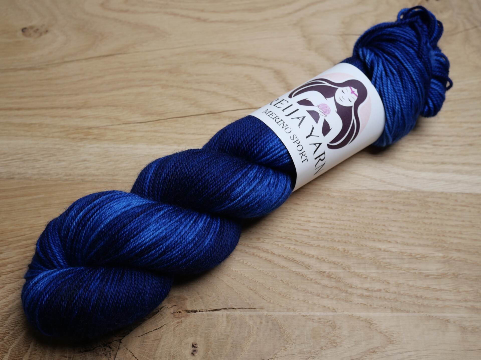 Stormy_sea_lanka_merino_sport_v5